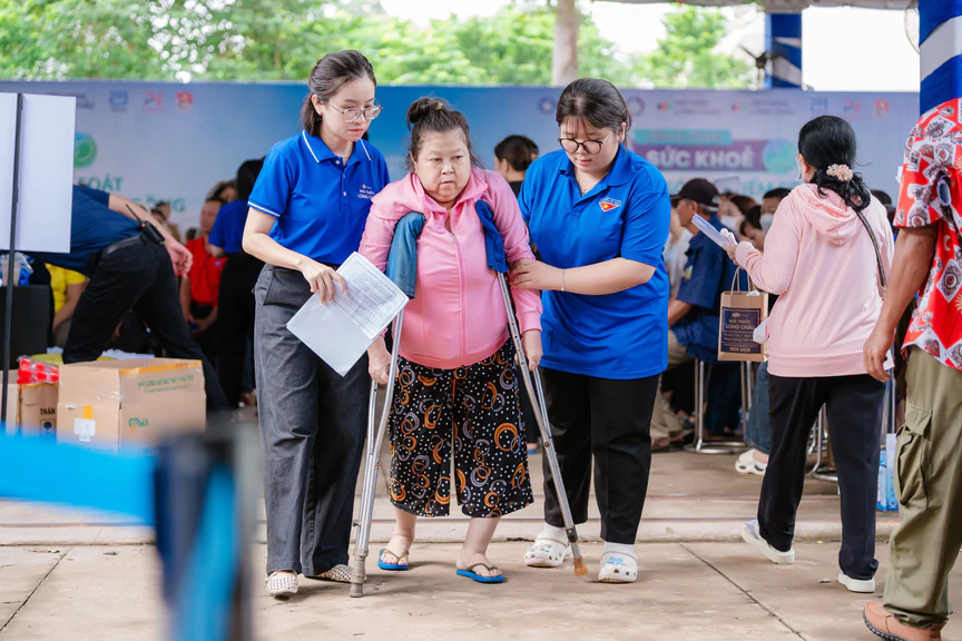 Long Châu và Abbott mở rộng chương trình vì cộng đồng, nâng cao sức khoẻ tiêu hoá cho hàng ngàn người dân - Ảnh 8.