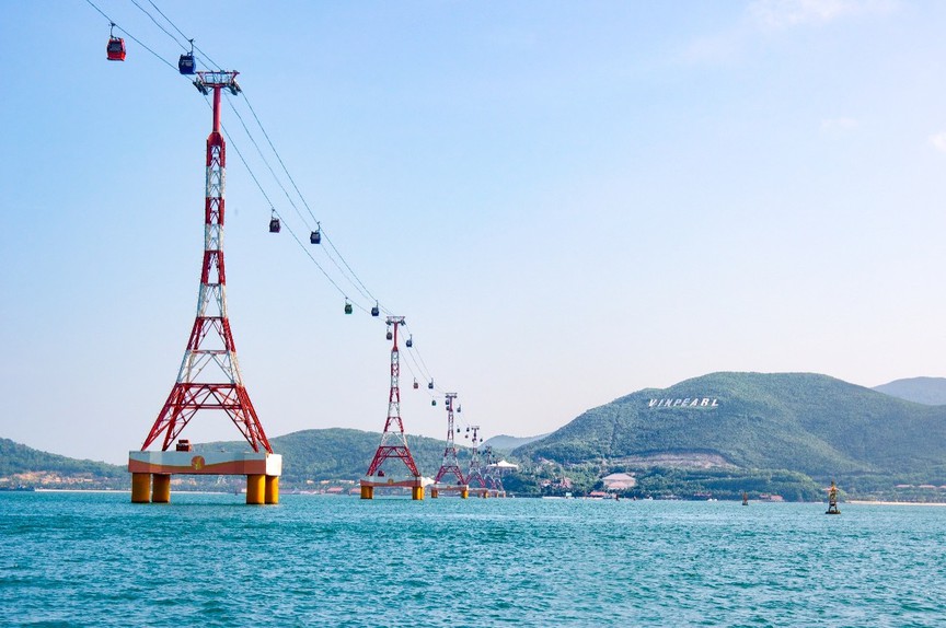 Hòn Tre: Từ một hòn đảo hoang sơ giữa vịnh Nha Trang đến “đảo diệu kỳ” của hàng triệu du khách - Ảnh 3.