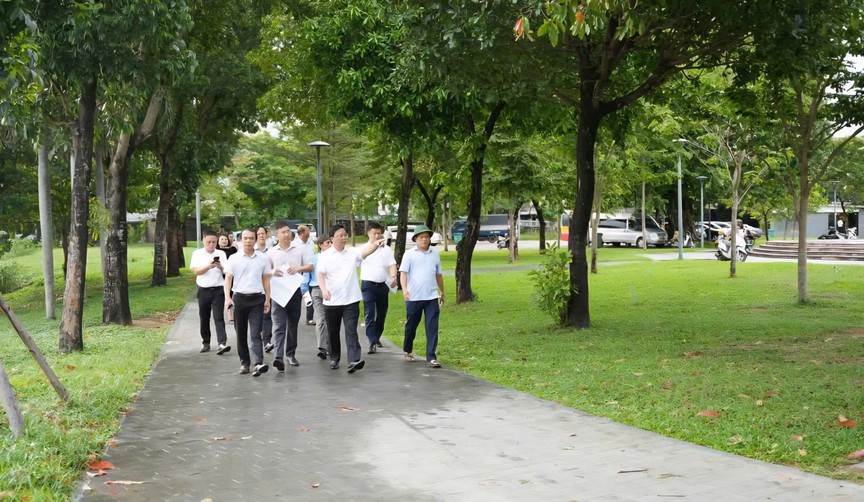 TP. Huế: lên phương án phát triển dịch vụ, du lịch dọc sông Đông Ba - Ảnh 2.