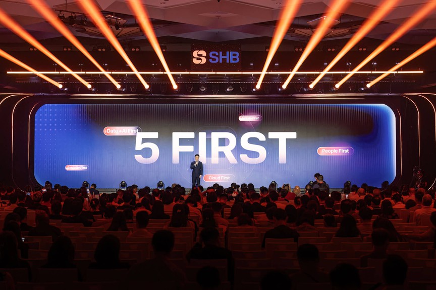 Giám đốc Khối Công nghệ Thông tin SHB cùng các lãnh đạo công nghệ bàn về AI tại CIO Summit 2026 - Ảnh 2.
