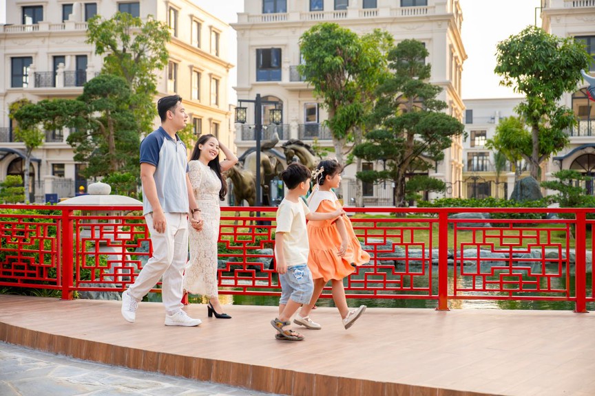 Bộ ba giá trị hiếm có khó tìm kiến tạo chuẩn mực an cư thượng lưu tại Vinhomes Royal Island- Ảnh 2.