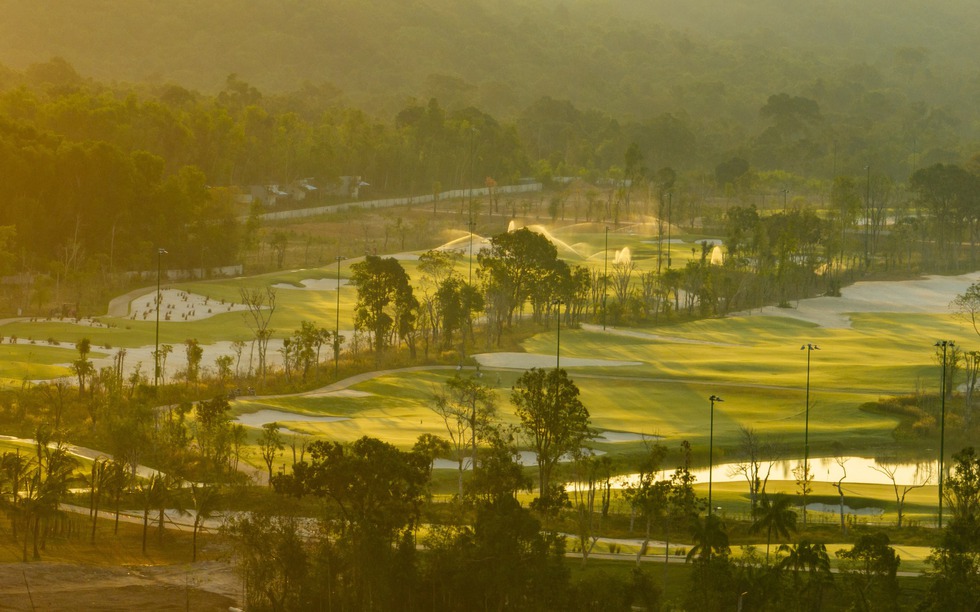 Eschuri Vung Bau: "Siêu phẩm" golf Việt Nam chinh phục truyền thông Hàn Quốc