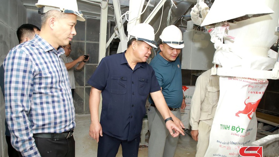 Sơn La: Đồng chí Phó Bí thư Thường trực Tỉnh ủy nắm tình hình tại Khu công nghiệp Mai Sơn