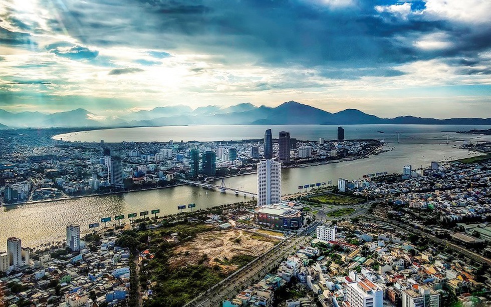 Kiểm toán việc quản lý vốn đầu tư phát triển hạ tầng tại TP. Đà Nẵng, Quảng Ngãi