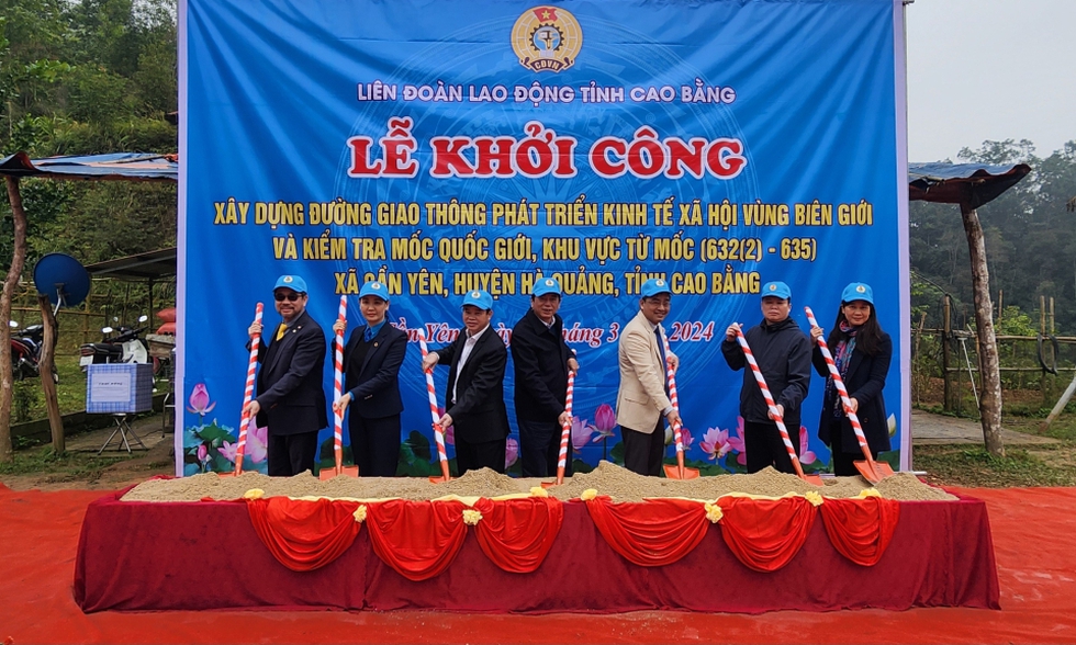 Cao Bằng: Khởi công xây dựng đường giao thông phát triển KT-XH vùng biên giới huyện Hà Quảng