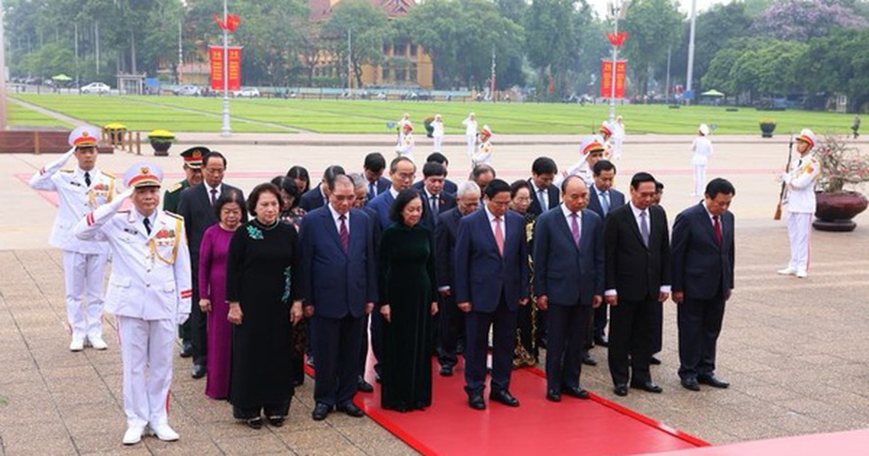 Lãnh đạo Đảng, Nhà nước vào Lăng viếng Chủ tịch Hồ Chí Minh