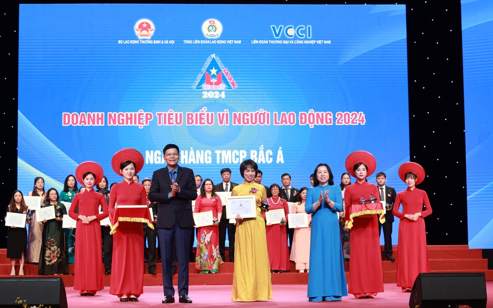 BAC A BANK tiếp tục được vinh danh “Doanh nghiệp tiêu biểu vì người lao động năm 2024”