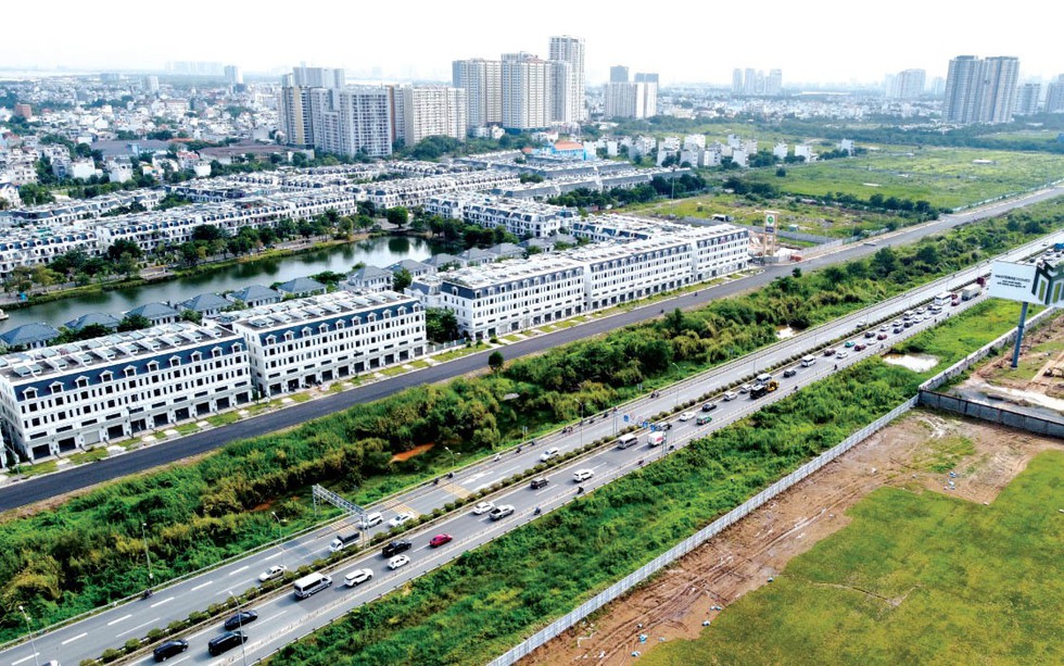 Hết thời doanh nghiệp "đua nhau" phát hành trái phiếu để gom dự án