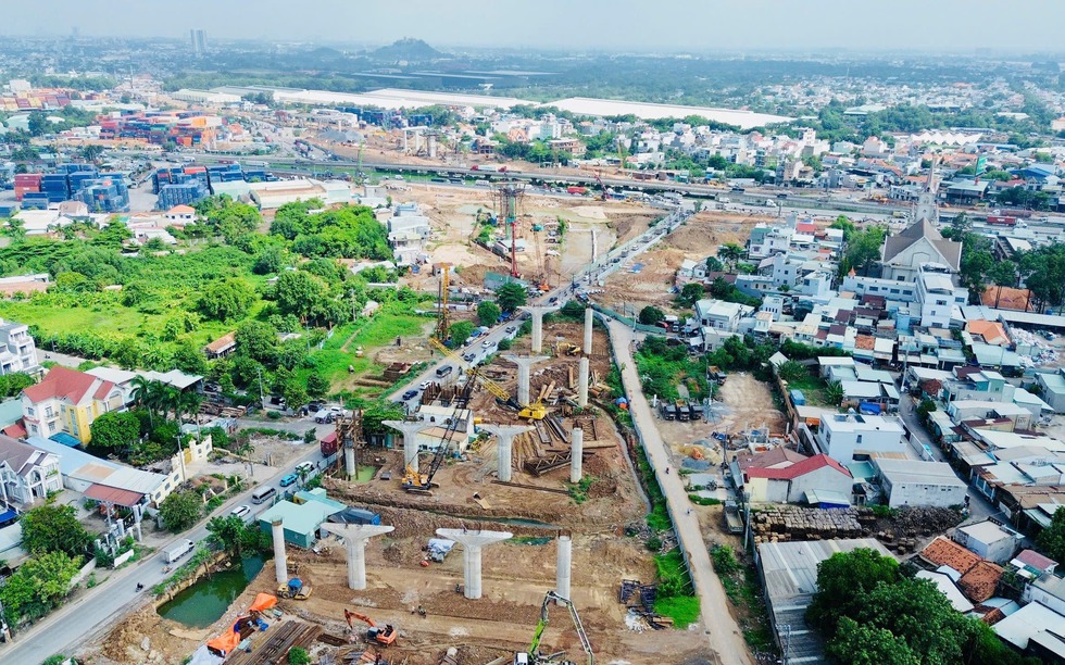 TP. HCM vỡ tiến độ thông xe gần 15km cầu cạn trên tuyến vành đai hơn 75.000 tỷ