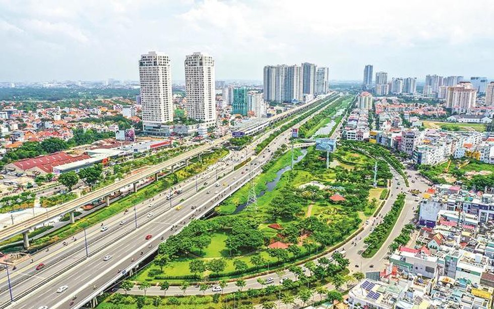 Giá nhà leo thang, tỷ suất sinh giảm mạnh: Áp lực kép của thế hệ trẻ