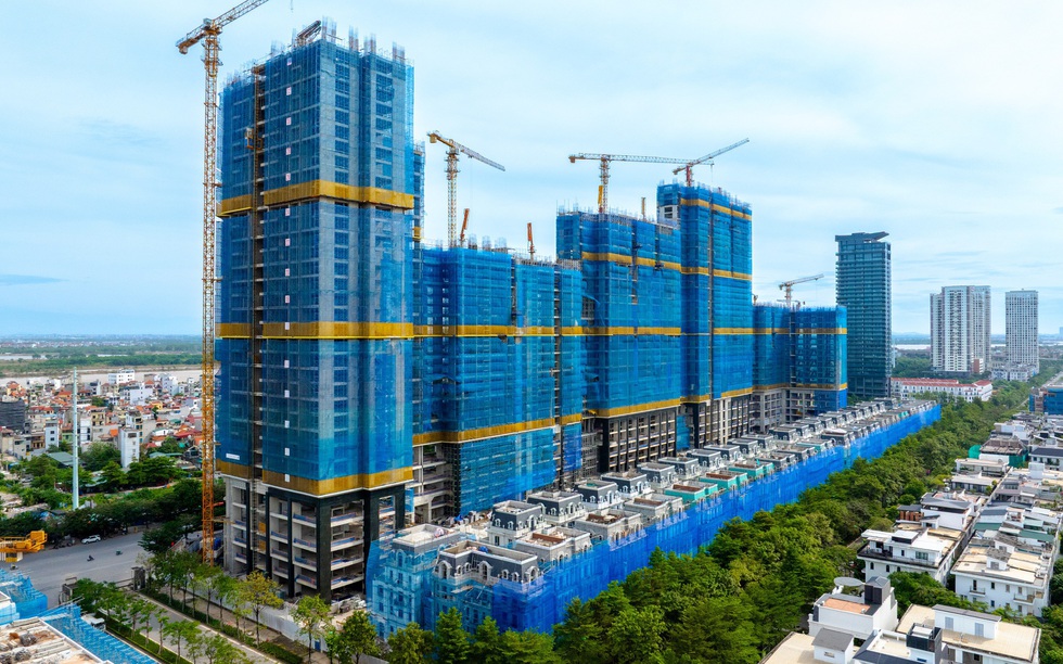 Soi tiến độ hai dự án hàng hiệu Noble Crystal của Sunshine Group tại Hà Nội