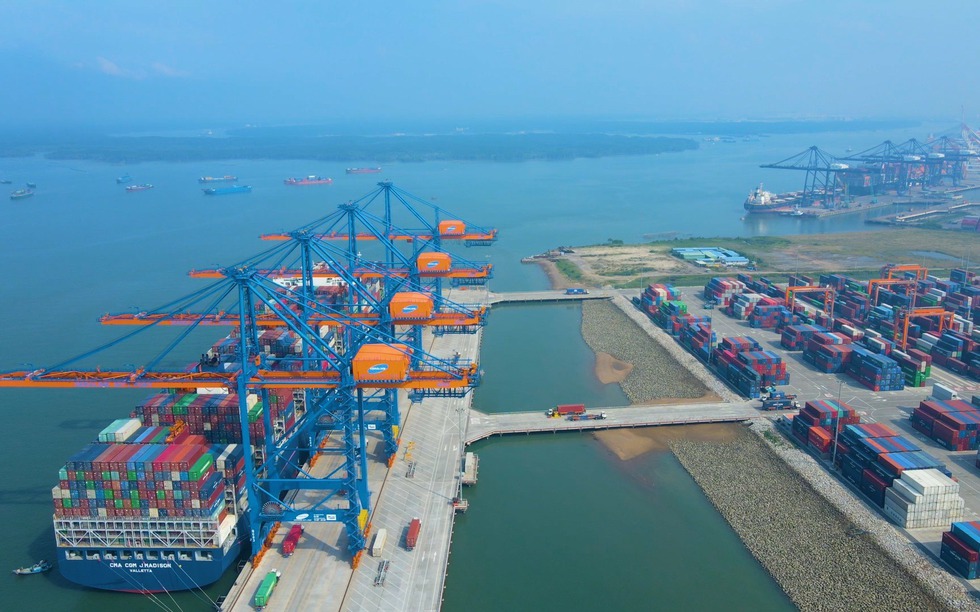 Cảng biển nước sâu lớn nhất Việt Nam đứng vững trong TOP có hiệu suất cao nhất thế giới