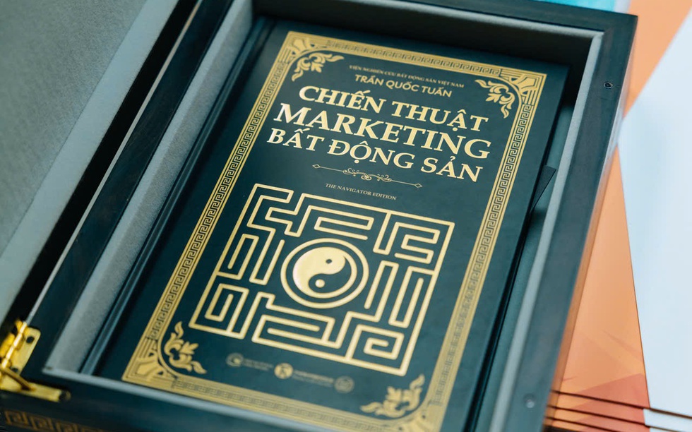 Sách Chiến Thuật Marketing Bất Động Sản: Khi thị trường là đối tượng thiền quán