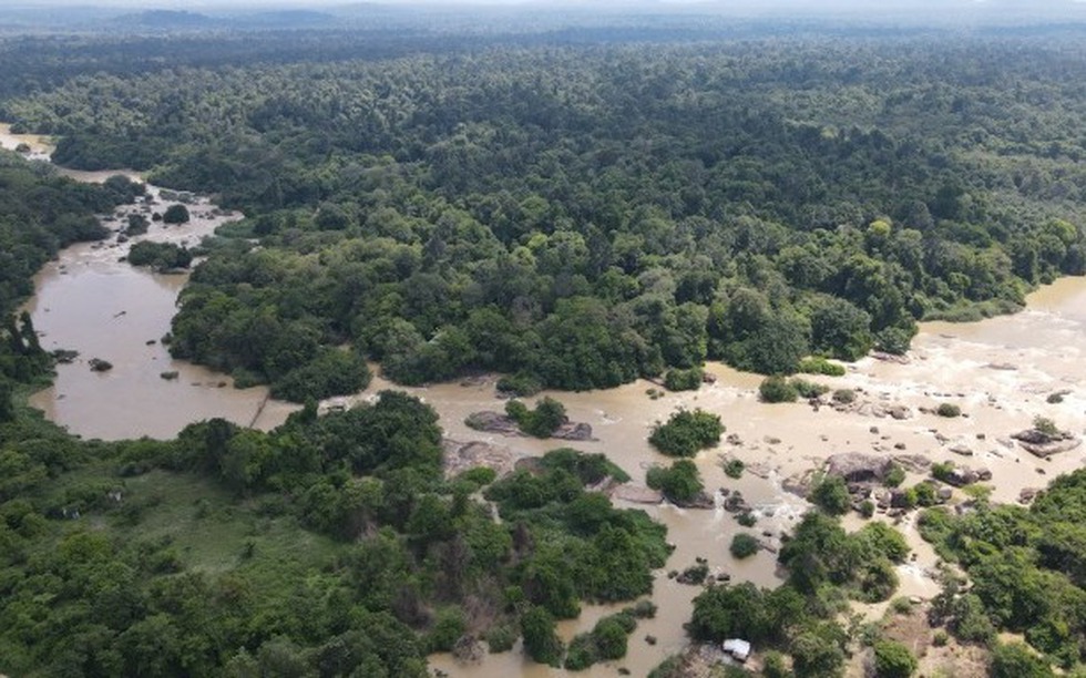 Rừng phòng hộ có bàu nước sôi, cảnh quan kỳ vĩ gặp khó trong quá trình trở thành khu du lịch sinh thái, nghỉ dưỡng