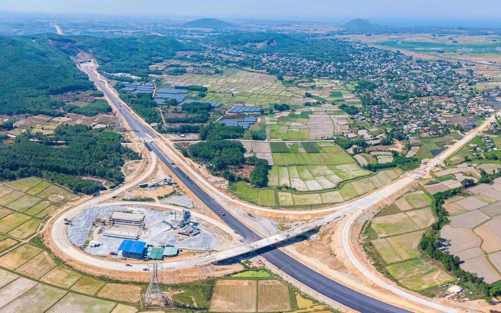 2 tháng nữa, chính thức thông xe toàn tuyến 6 cao tốc huyết mạch Bắc - Nam