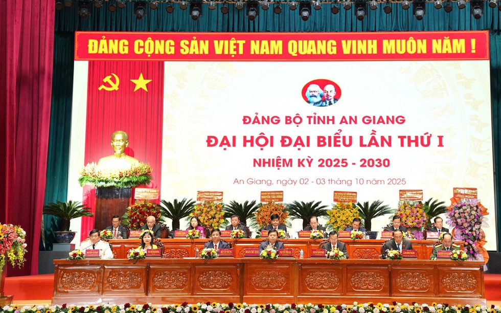 Khai mạc Đại hội Đảng bộ tỉnh An Giang lần thứ I : “Một An Giang – Một tầm nhìn – Một ý chí – Một niềm tin thắng lợi”