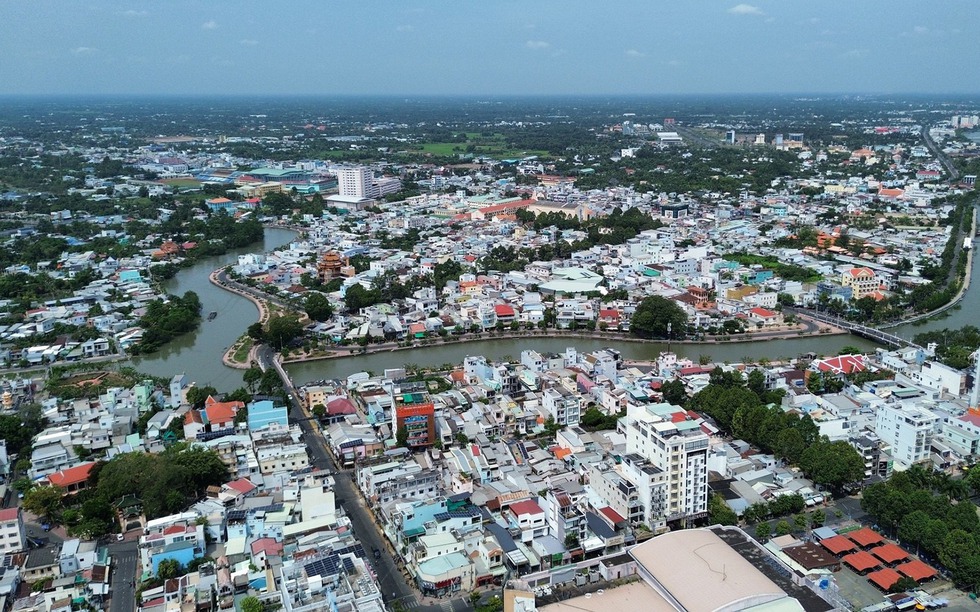 Tỉnh sở hữu 130km đường bờ biển vươn mình trở thành trung tâm kinh tế biển và năng lượng tái tạo