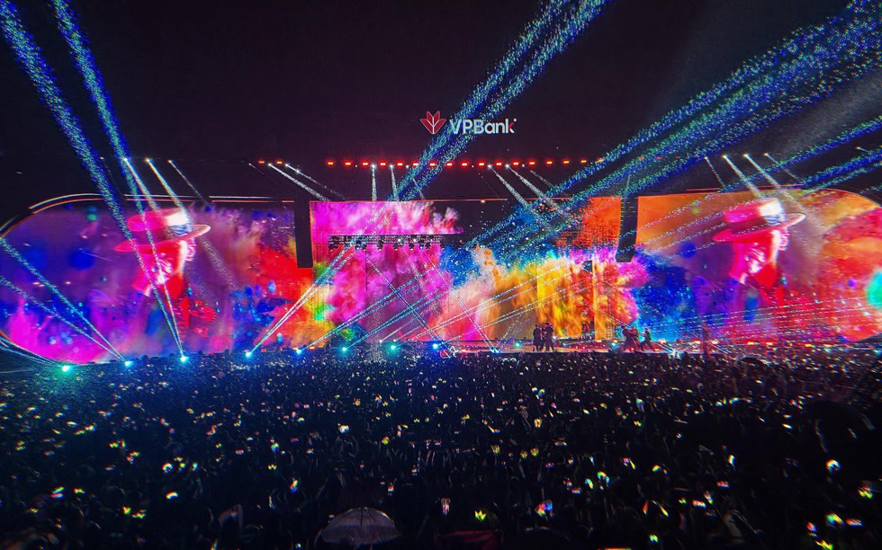 Concert của G-Dragon khiến lượng tìm kiếm khách sạn Hà Nội tăng vọt 250%