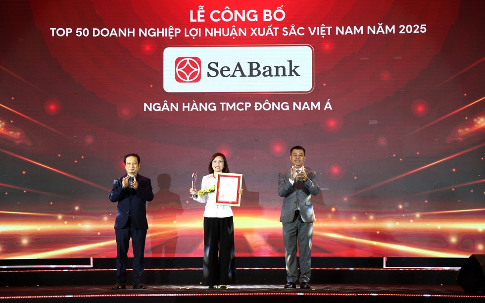 SeABank lần thứ 6 được vinh danh trong Top 50 doanh nghiệp có lợi nhuận xuất sắc nhất Việt Nam năm 2025