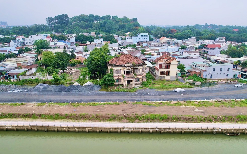 Thủ phủ công nghiệp Việt Nam vừa làm đường ven sông, vừa bảo tồn biệt thự cổ trăm năm tuổi