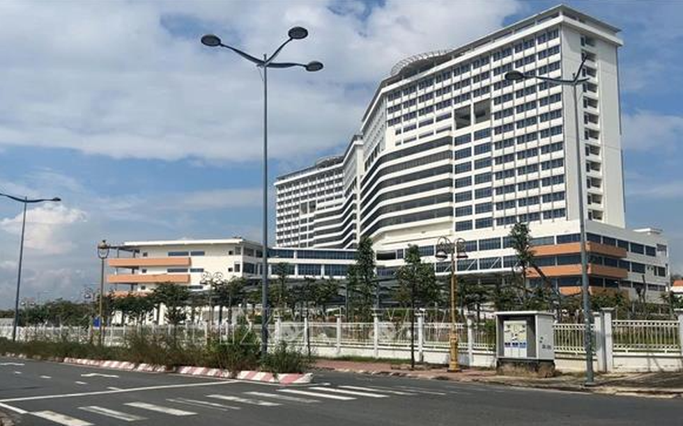 Cảnh hoang vắng tại bệnh viện công 1.500 giường lớn bậc nhất thành phố giàu nhất Việt Nam, vốn đầu tư 4.500 tỷ