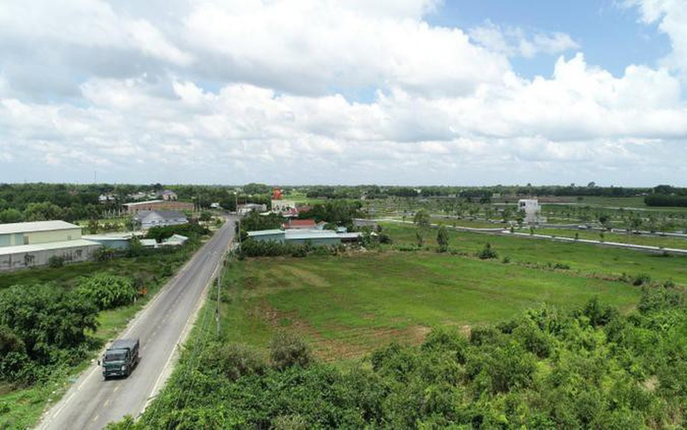 Nhà đầu tư "đu đỉnh" đất nền 2021 - 2022 khi nào về bờ?