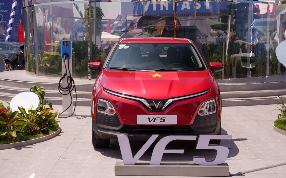 9 ngày cuối nhận ưu đãi “max level” trong tháng 11 khi mua “xe của năm” VinFast VF 5 