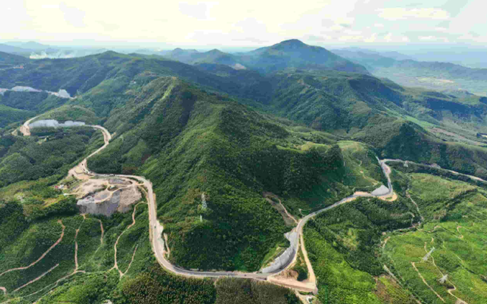 Sắp khởi công cao tốc gần 44.000 tỷ băng qua 2 con đèo hiểm trở chạy dọc tỉnh lớn thứ 2 Việt Nam