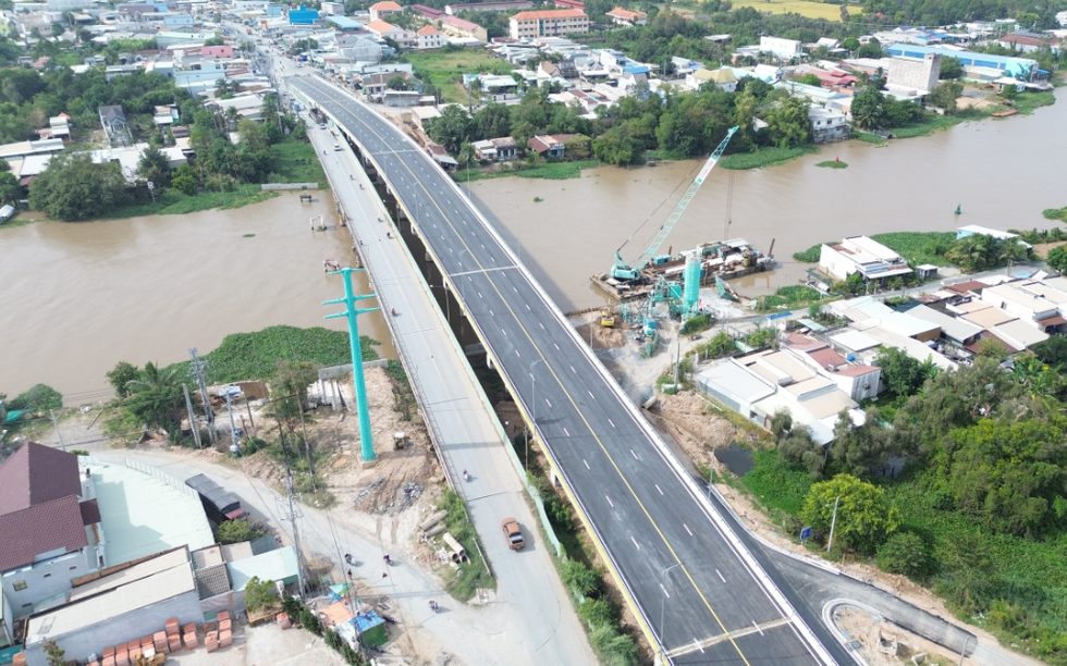 Chính thức thông xe cây cầu trọng yếu tại khu vực giáp biên giới Campuchia, thay thế cây cầu 40 năm tuổi sắp bị phá dỡ