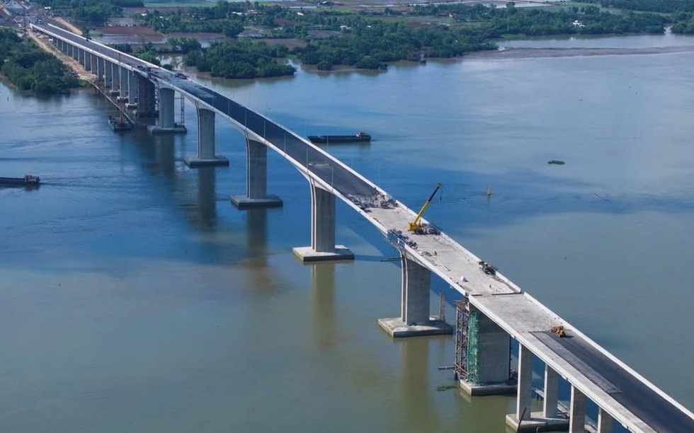 Cây cầu lớn nhất trên tuyến vành đai hơn 75.000 tỷ được chi thêm hơn 2.000 tỷ để lên chuẩn cao tốc