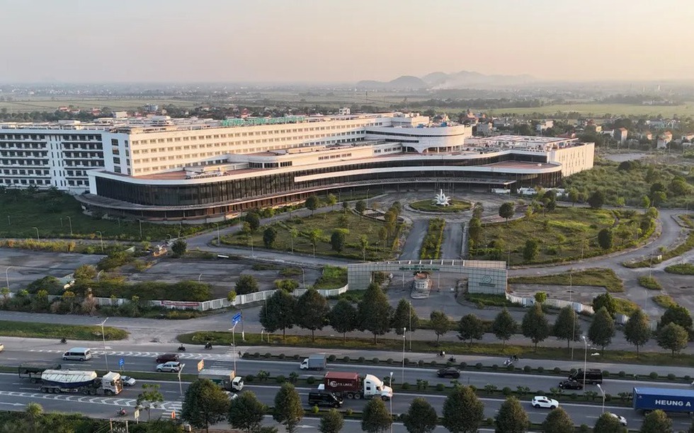 Sắp khánh thành 2 bệnh viện hạng đặc biệt chỉ cách Hà Nội 60km