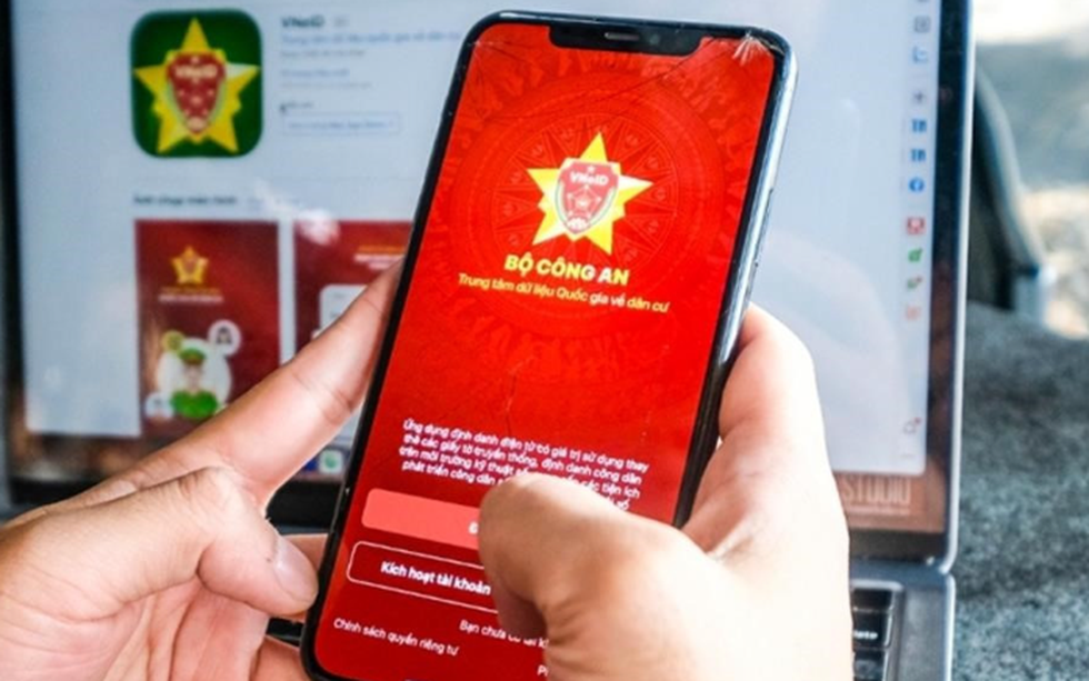 Từ hôm nay, không đăng ký thường trú, tạm trú trên VNeID sẽ phải đối diện hậu quả