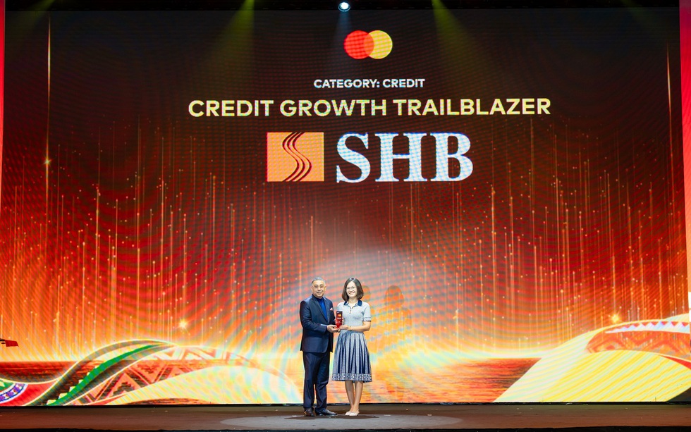 SHB nhận “cú đúp” giải thưởng từ Mastercard cho thẻ tín dụng cá nhân và doanh nghiệp 2025