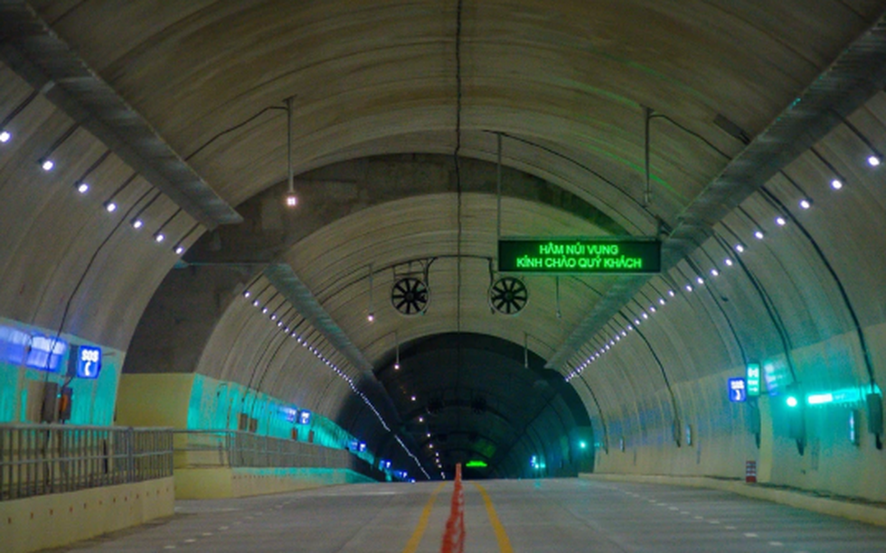 Đường hầm xuyên núi dài thứ 4 Việt Nam sắp được mở rộng lên gấp rưỡi