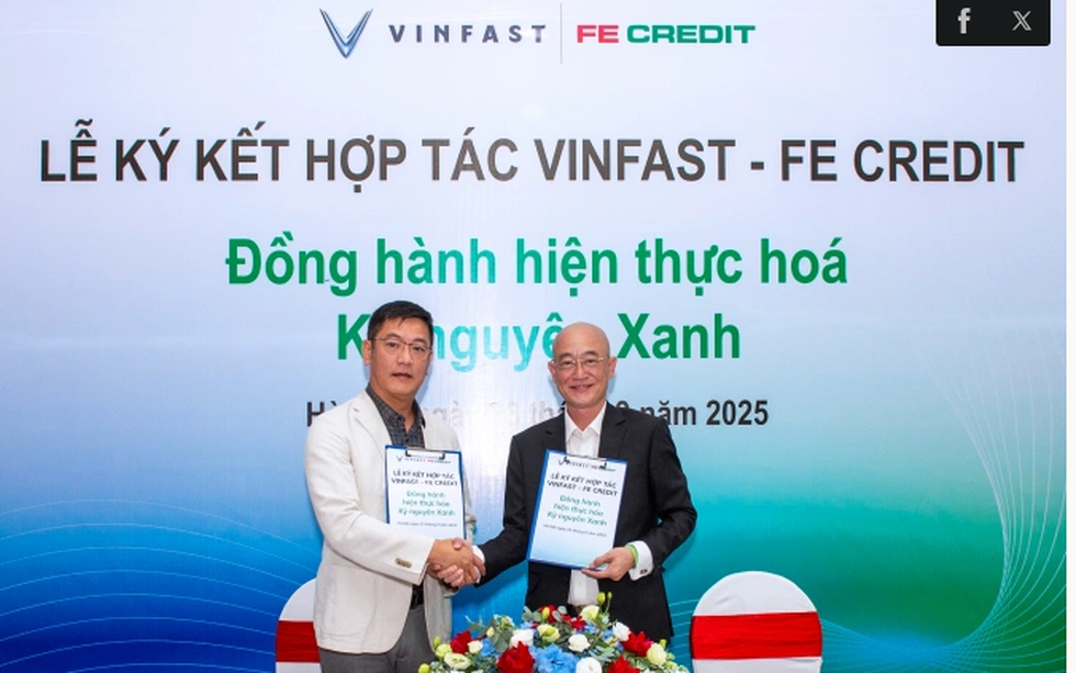 FE Credit triển khai loạt ưu đãi dành cho khách hàng mua xe máy điện VinFast