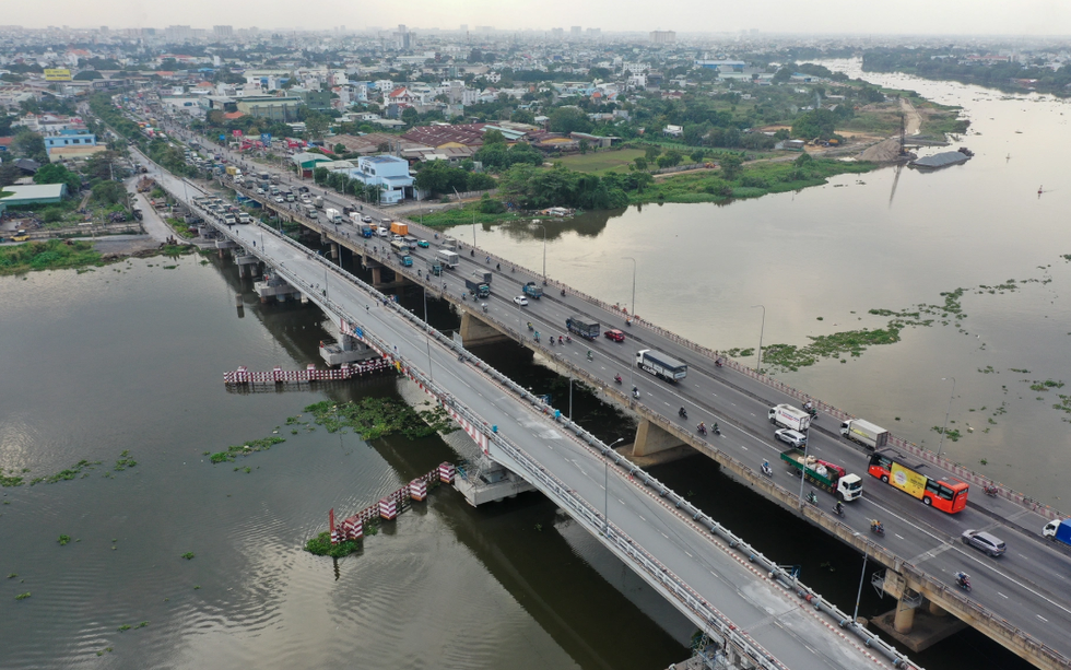 Ngày kia, chính thức thông xe cầu vượt sông 9.000 tấn tại thành phố giàu nhất Việt Nam