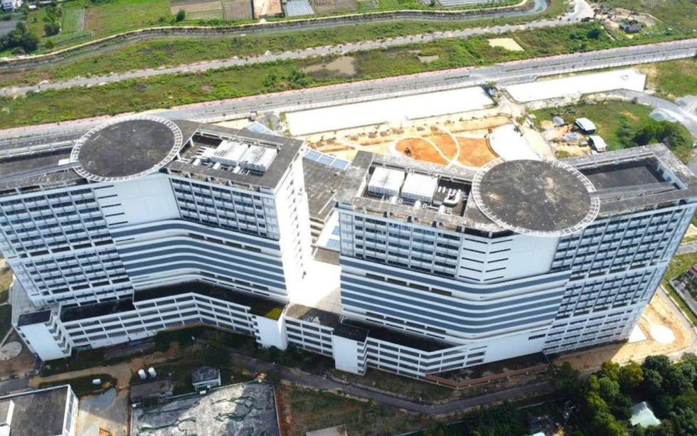 Bệnh viện lớn nhất thành phố giàu nhất Việt Nam bị bỏ hoang nhiều năm sắp hoàn thành