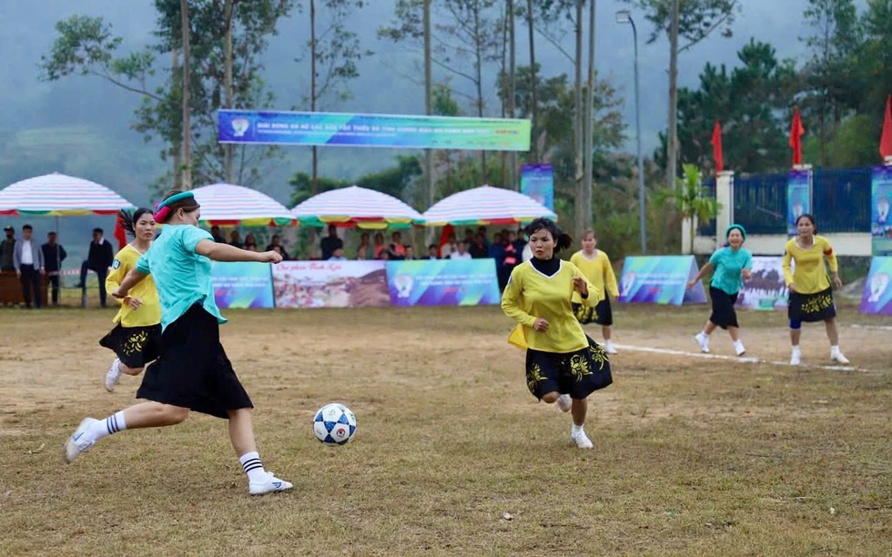 Quảng Ninh: Khai mạc Giải bóng đá nữ các dân tộc thiểu số