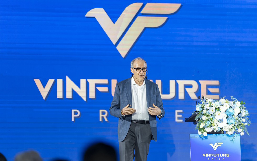 Nhà khoa học quốc tế nói gì về tình trạng ô nhiễm đến ngạt thở tại Hà Nội?