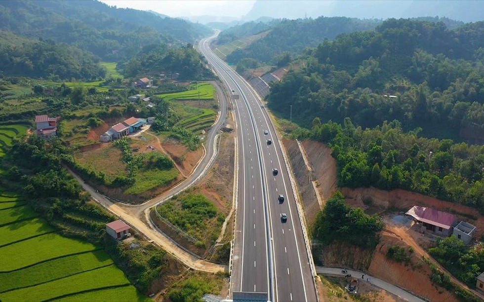 Đẩy nhanh tiến độ, hai cao tốc nghìn tỷ do liên danh Đèo Cả thực hiện tại Lạng Sơn hướng đến thông tuyến trong năm nay