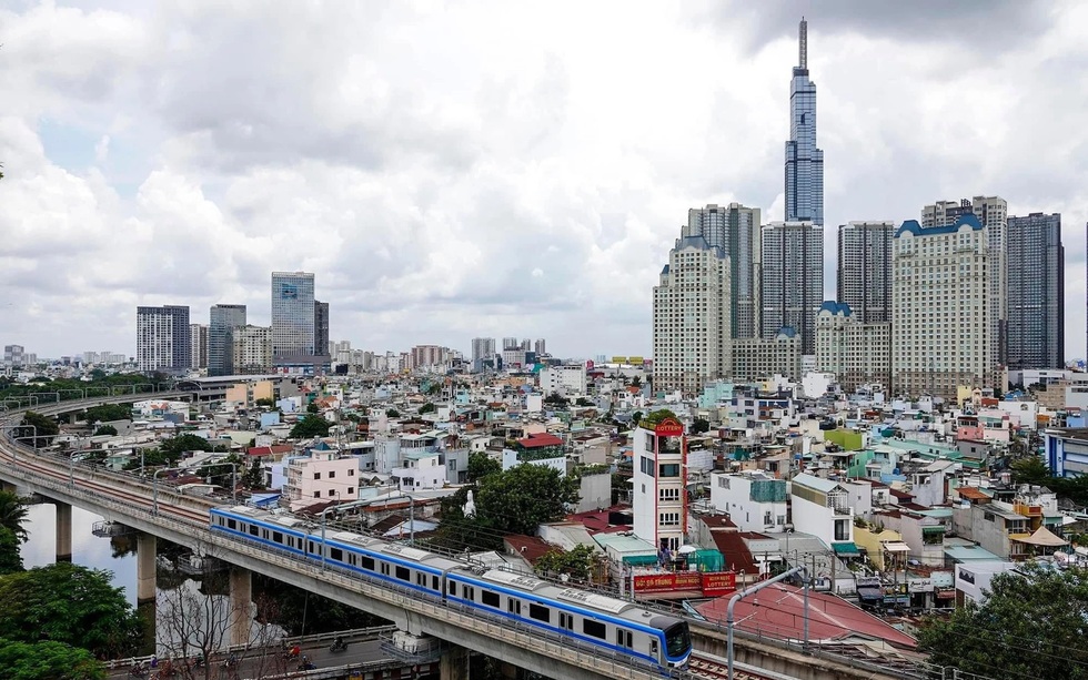 Thủ tướng đôn đốc bộ ngành, địa phương đẩy mạnh phân bổ và giải ngân vốn đầu tư công năm 2025