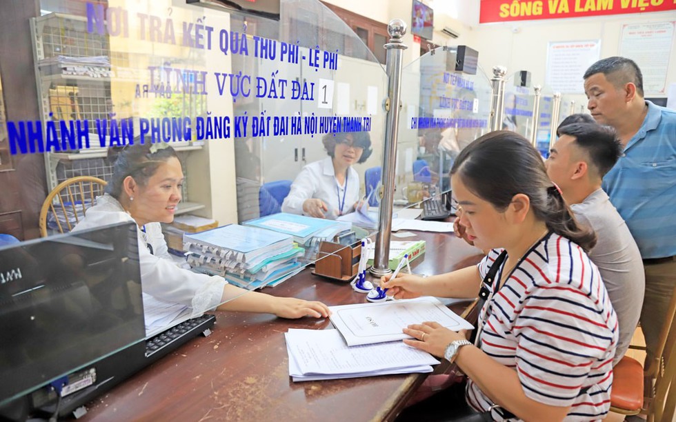 Hà Nội sẽ bỏ các thủ tục hành chính không cần thiết, không để chậm, muộn trong lĩnh vực đất đai