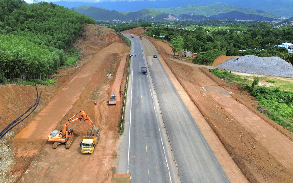 Bí thư Đà Nẵng ra chỉ đạo ‘nóng’ đối với dự án cao tốc hơn 2.000 tỷ đồng