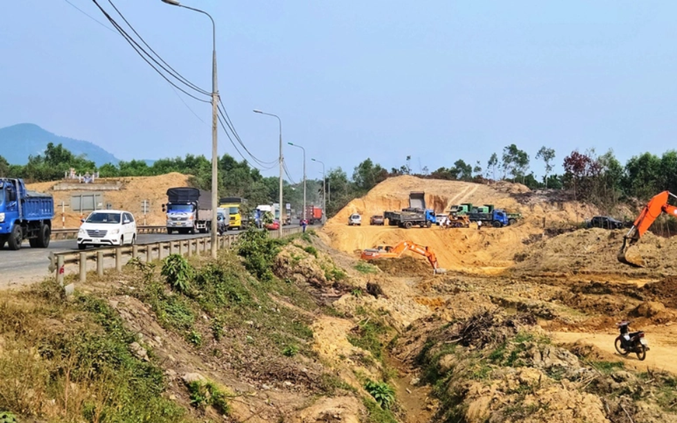 Hà Nội: Khơi thông "điểm nghẽn" giải phóng mặt bằng để giải ngân vốn đầu tư công