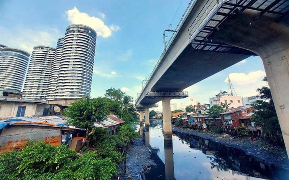 Thành phố giàu nhất Việt Nam sẽ giải tỏa hàng nghìn căn nhà lụp xụp, 'đổi đời' cho 2 kênh rạch ô nhiễm đã nhiều năm