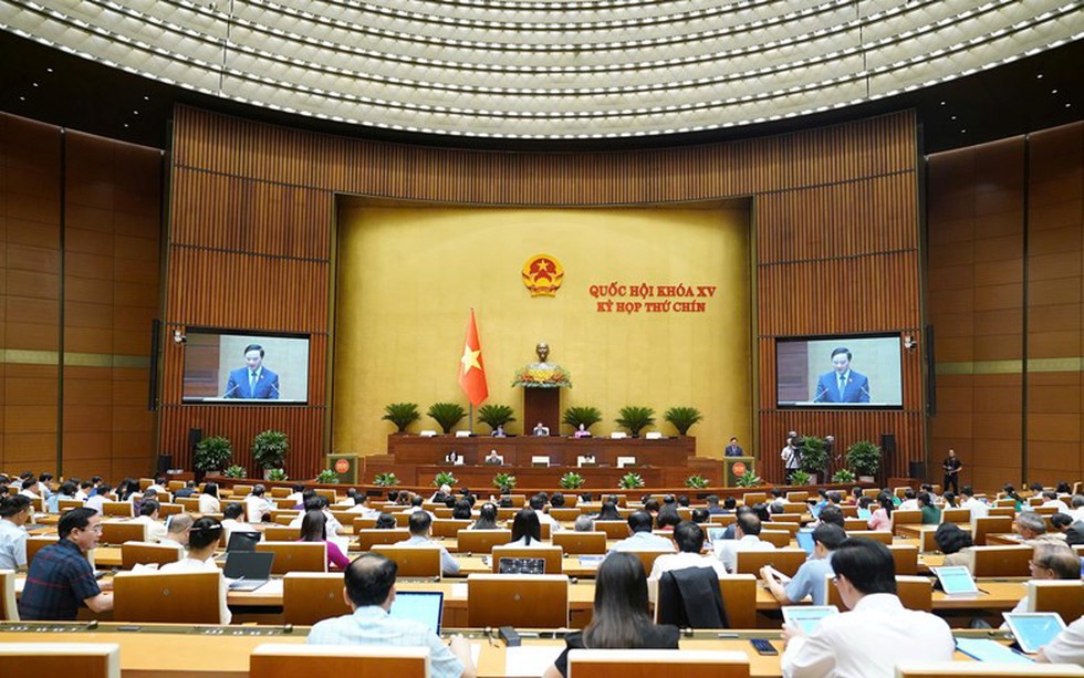 Sáng nay, Quốc hội thảo luận tại hội trường Diên Hồng về sửa đổi Hiến pháp