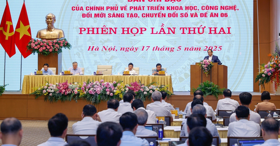 Thủ tướng chủ trì phiên họp Ban Chỉ đạo của Chính phủ về phát triển KHCN, đổi mới sáng tạo, chuyển đổi số và Đề án 06