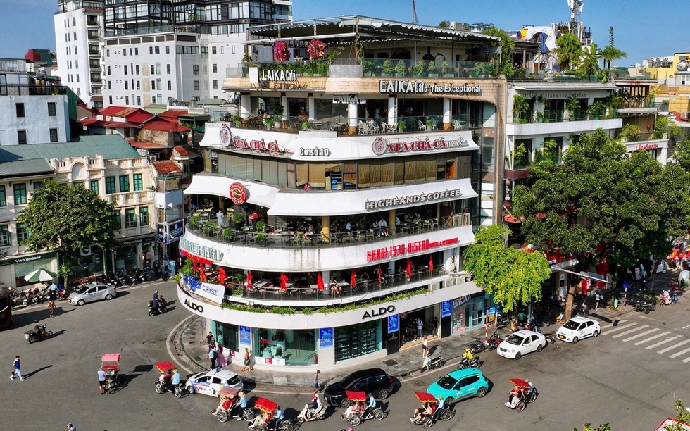 Hà Nội: Thông tin về việc phá dỡ tòa nhà "Hàm cá mập"