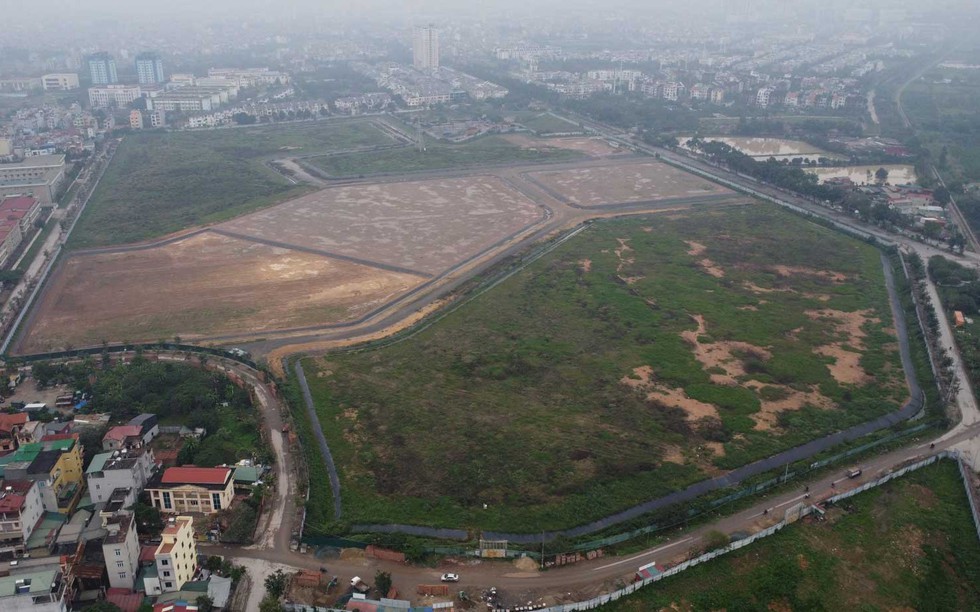 Phó Thủ tướng Chính phủ: Nghiên cứu đánh thuế đối với đất hoang hóa, nhà ở chậm triển khai