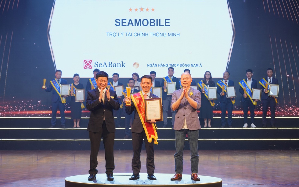Ngân hàng số SeAMobile được xếp hạng 5 sao tại Giải thưởng Sao Khuê 2025